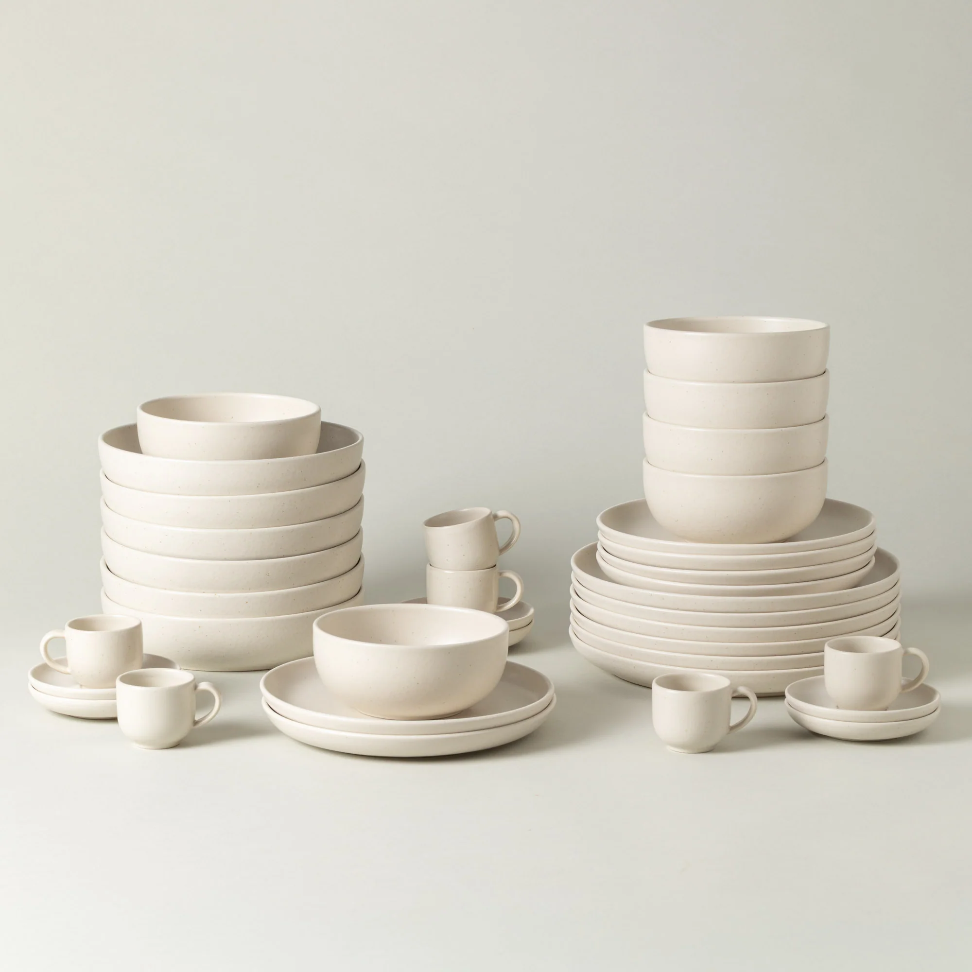 30-Piece Dinnerware Set with Coffee Cup and Saucer Pacifica, Casafina by COSTA NOVA