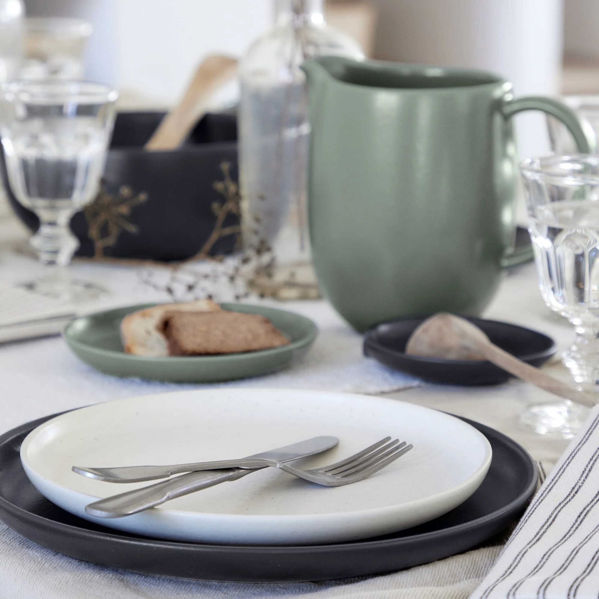 Set of 6 Salad/Dessert Plate Pacifica, Casafina by COSTA NOVA